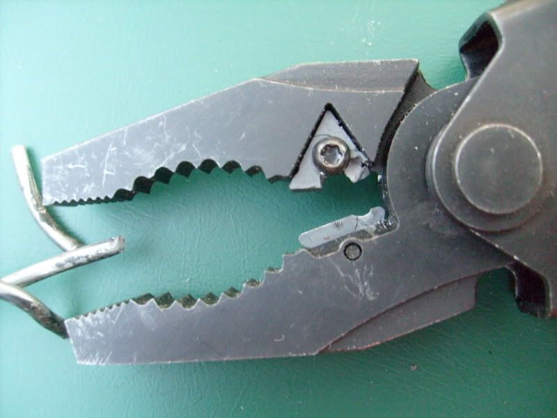 Leatherman 154CM Removable Hardwire Cutters vs Gerber Carbide